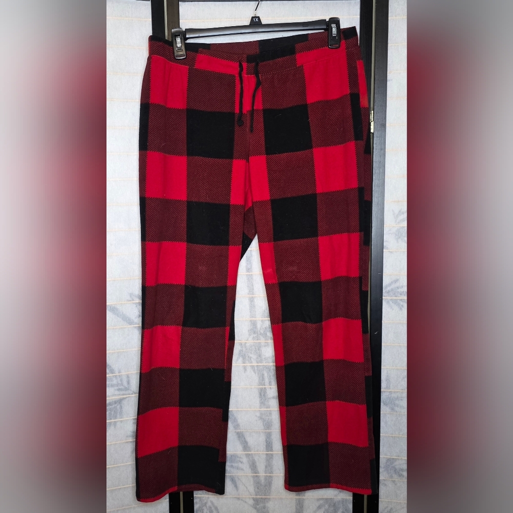 Old Navy Red and Black Plaid Pajama Pants